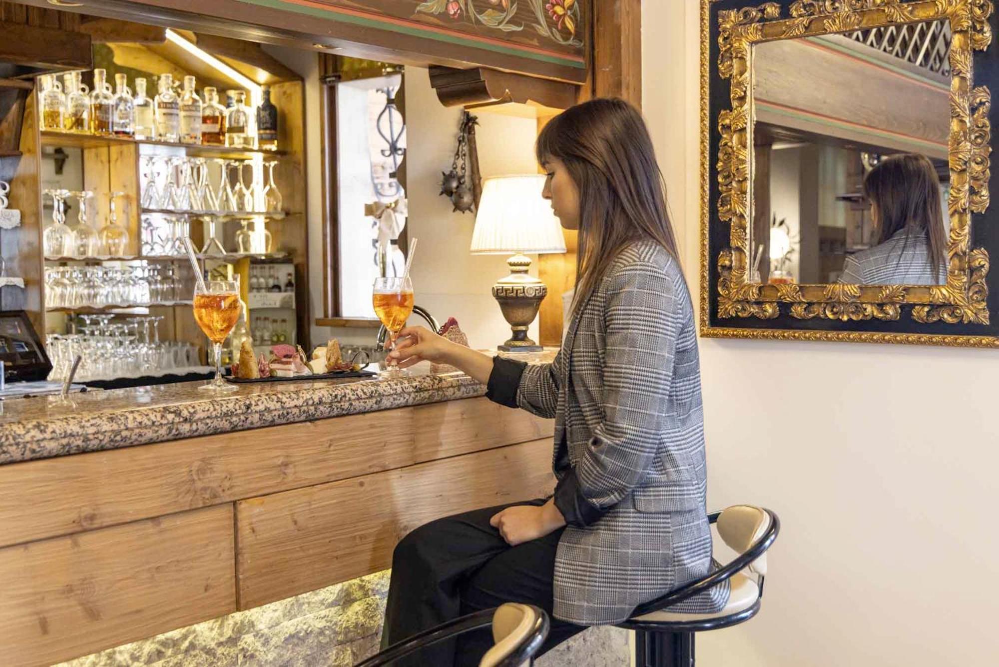 G. Hotel Des Alpes Сан-Мартино-ди-Кастроцца Экстерьер фото
